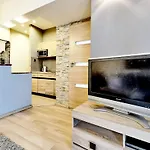 Kameralny Iii Na Starowce Appartamento *